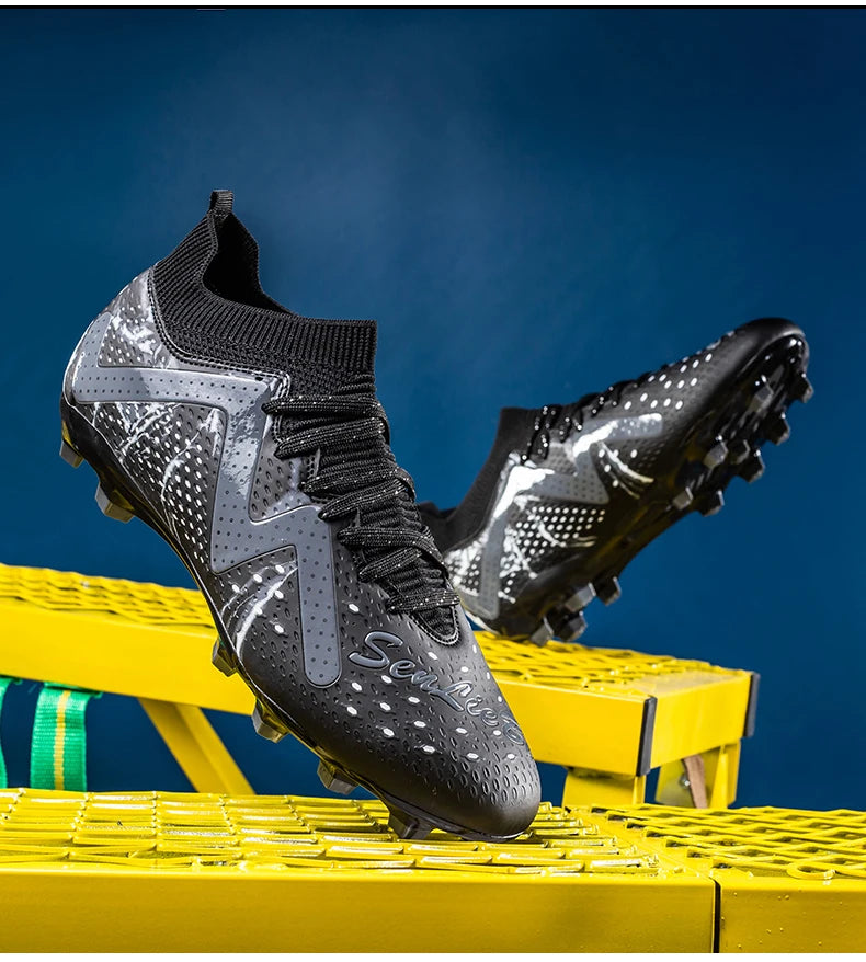 New Style Softball Shoes for Men Anti-Slip Long Spikes Baseball Sneakers Women Baseball Training Shoes Low Top Outdoor Sneakers