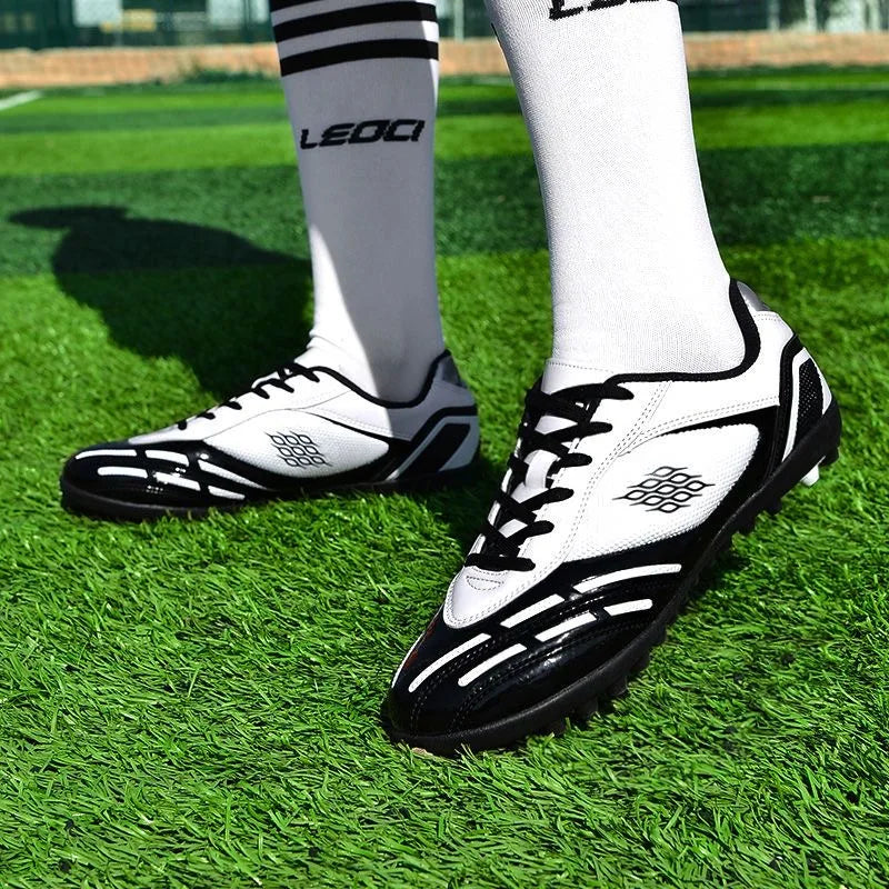 TaoBo Size 30-44 Pro Baseball Shoes Long Spikes Anti Slip Professional Football Boots Ultralight Outdoor Soccer Cleats