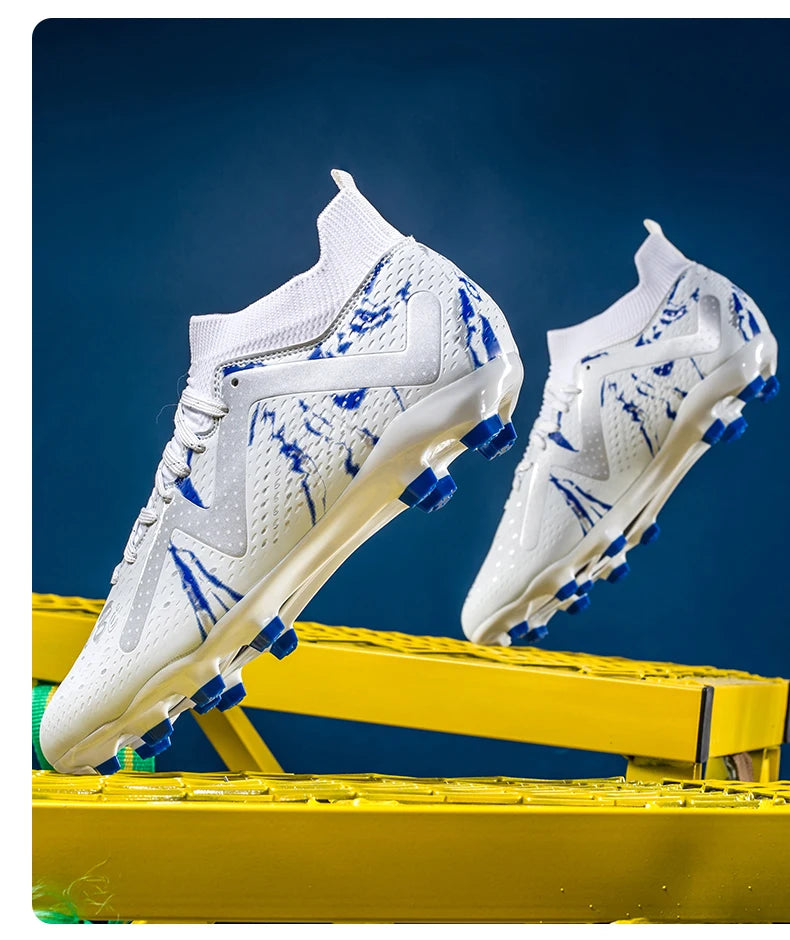 New Style Softball Shoes for Men Anti-Slip Long Spikes Baseball Sneakers Women Baseball Training Shoes Low Top Outdoor Sneakers