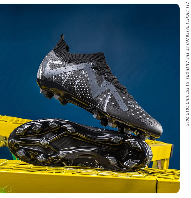 New Style Softball Shoes for Men Anti-Slip Long Spikes Baseball Sneakers Women Baseball Training Shoes Low Top Outdoor Sneakers